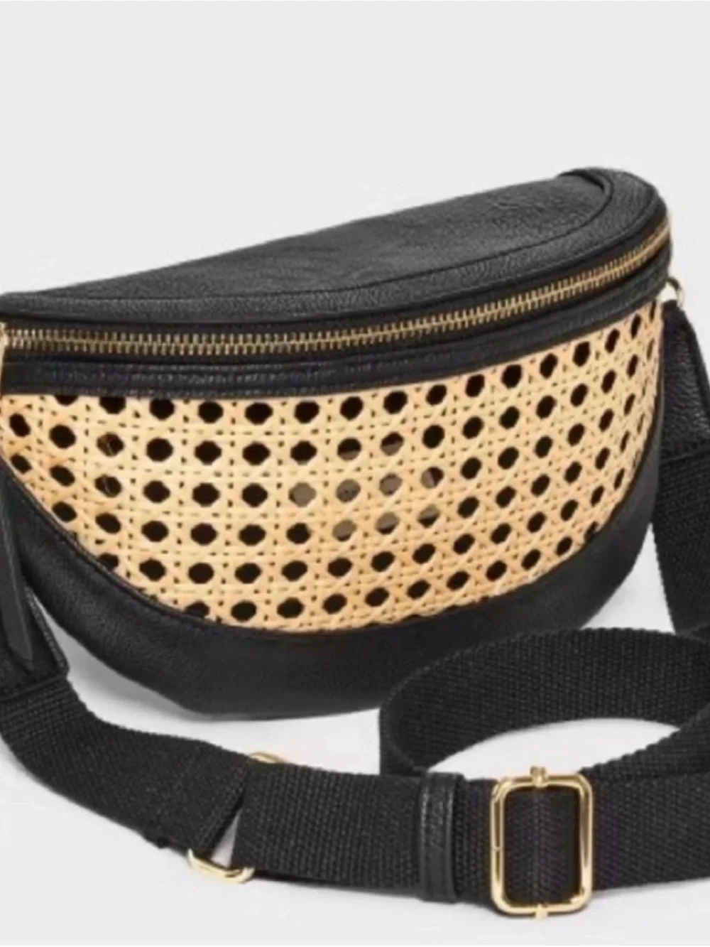 NWT Universal Thread Black and Natural Woven Crossbody Belt Bag - Picture 2 of 4